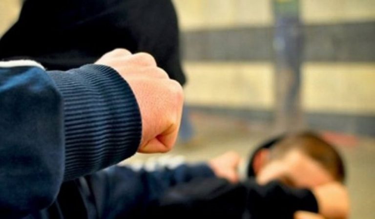 Vëllai rreh vëllain, ja çfarë ka ndodhur