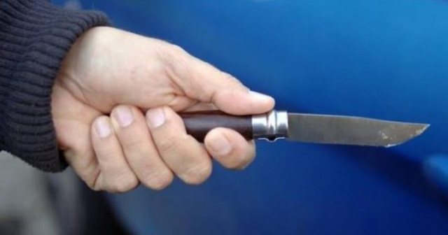 Hoçisht/”Të pres fytin” kanosi 28 vjeçarin, prangoset