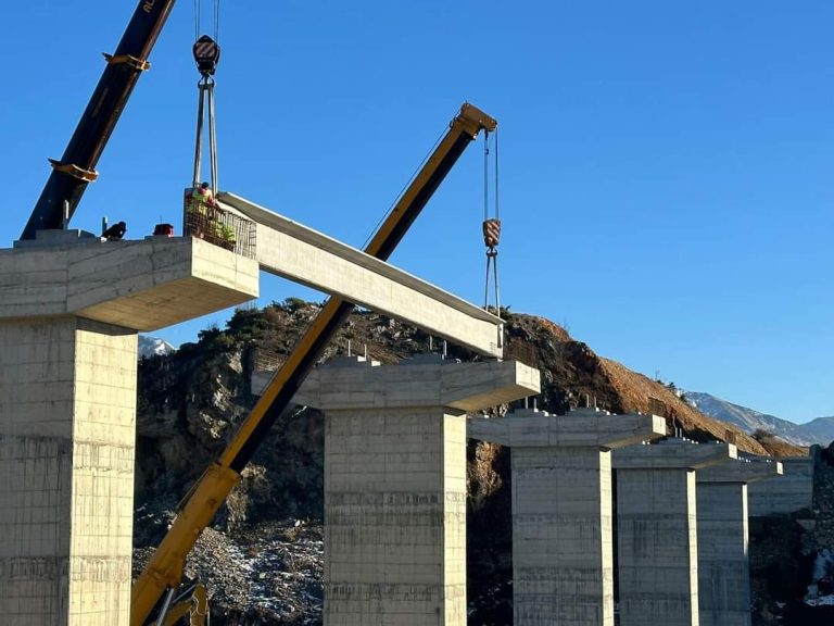 Drejt fundit, ja ura e fundit e rrugës Korçë – Ersekë