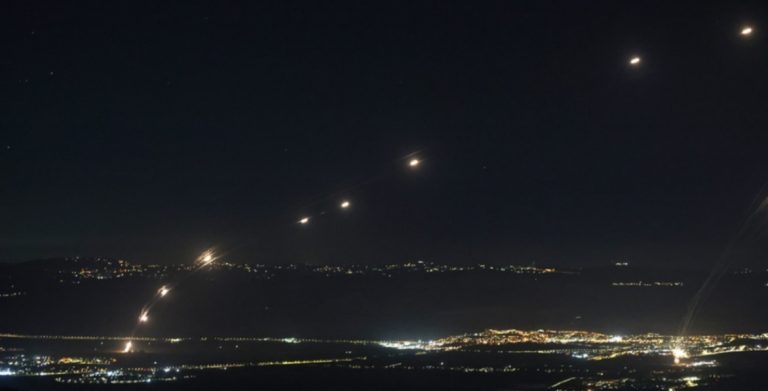 Lëshohen sirenat e alarmit/ Hezbollahu sulmon me raketa Izraelin, dy ushtarë të plagosur