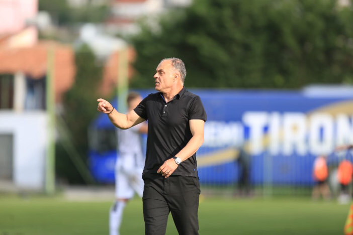 Humbi përballë Skënderbeut, trajneri jep dorëheqjen nga Laçi