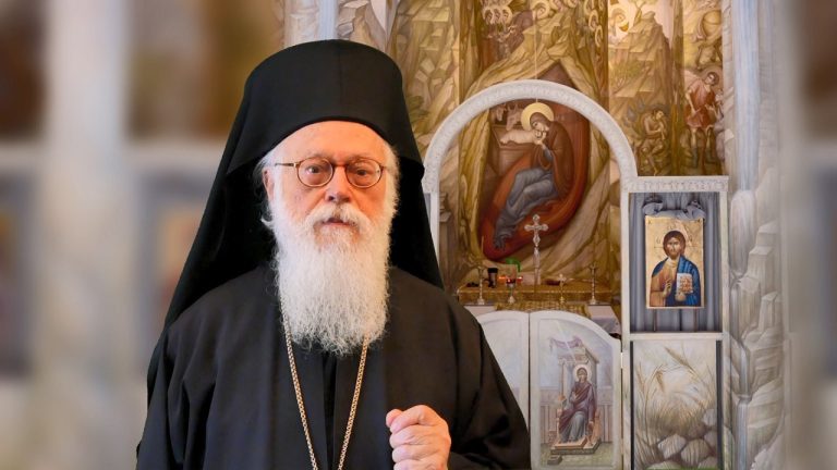 Lajm i fundit – Ndërron jetë Kryepeshkopi Anastas