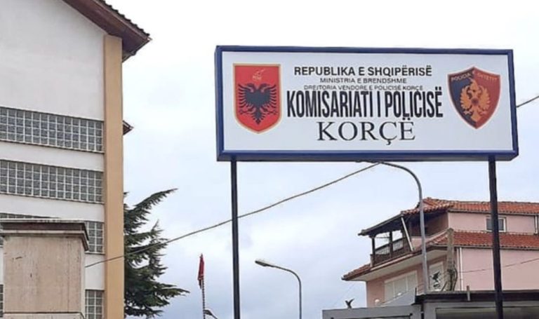 Goditje me thikë në Korçë pas një konflikti për motive të dobëta – një 67-vjeçar përfundon i plagosur