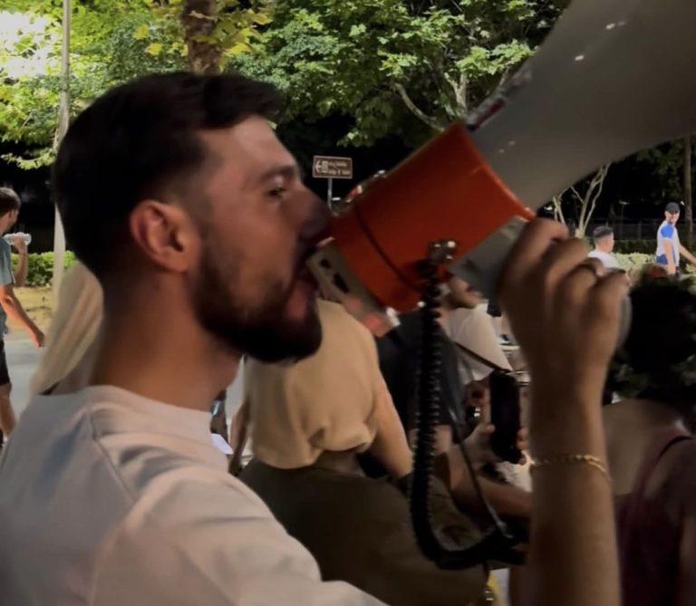 Aktivisti nga Pogradeci flet për 59 ditët e protestës: “Ne luftojmë nga dashuria për vendin”