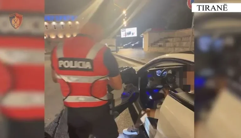 Kontrolle në Tiranë: Bllokohet mjet i blinduar, 6 të shoqëruar