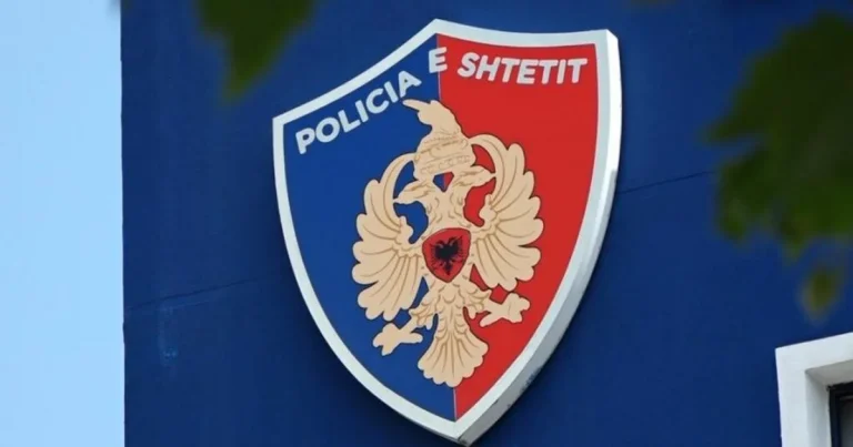 Luigj Vathi emërohet drejtor i ri i Kufirit në Korçë Luigj Vathi emërohet drejtor i ri i Kufirit në Korçë