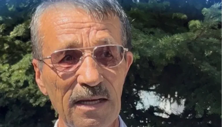 Protesta në Maliq, qytetarët kritikojnë punësimet në bashki Protesta në Maliq, qytetarët kritikojnë punësimet në bashki