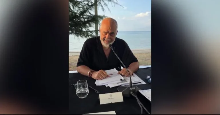 Rama mbledh kabinetin qeveritar në Pogradec Rama mbledh kabinetin qeveritar në Pogradec