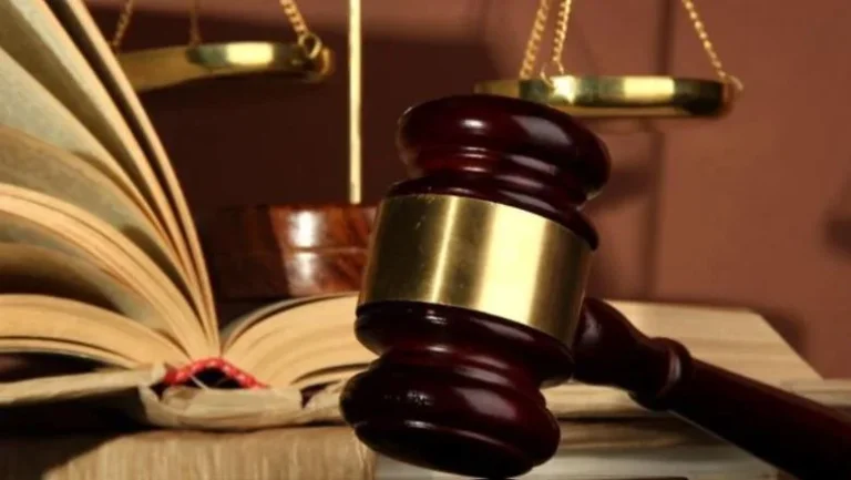 Bllokimi i pagave të drejtësisë nga Thesari dhe debati ligjor Bllokimi i pagave të drejtësisë nga Thesari dhe debati ligjor