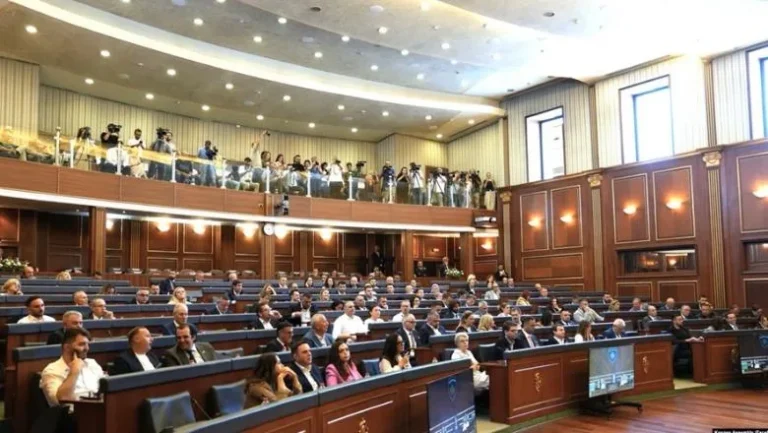 Konstituimi i Kuvendit të Kosovës: Seanca vendimtare më 9 shtator