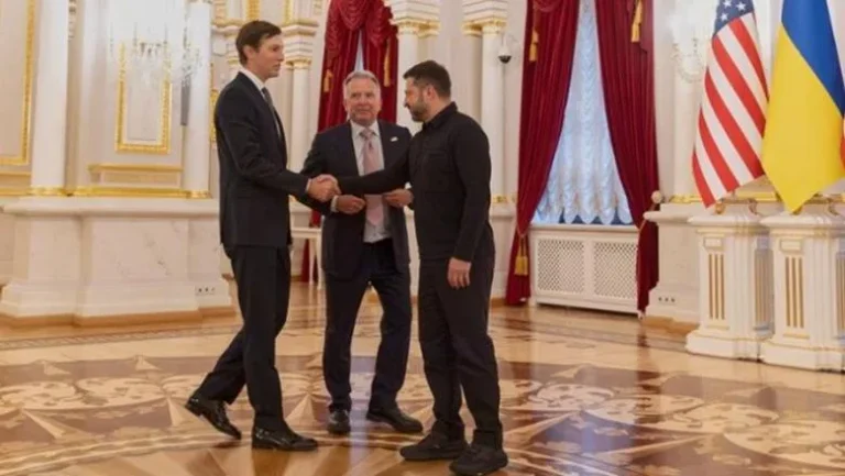 Trump dërgon emisarët në Moskë e Kiev për negociatat e paqes Trump dërgon emisarët në Moskë e Kiev për negociatat e paqes